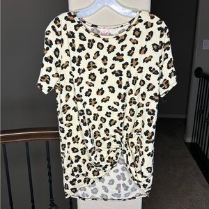 Miss 2 Day Animal Print Shirt with Front Knot Size XL Style #11285